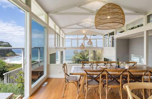 Newport House | The Bungan - Beachfront w Access to Bungan Beach