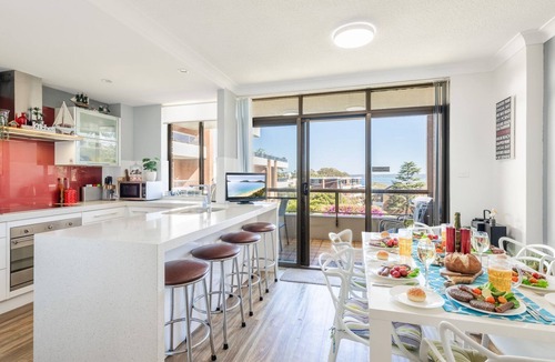 Nelson Bay Apartment | The Commodore, 23,9-11 Donald Street - Delightful unit with gorgeous water views, air con and wi-fi