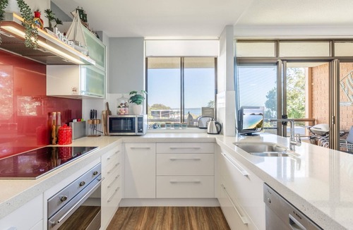 Nelson Bay Apartment | The Commodore, 23,9-11 Donald Street - Delightful unit with gorgeous water views, air con and wi-fi