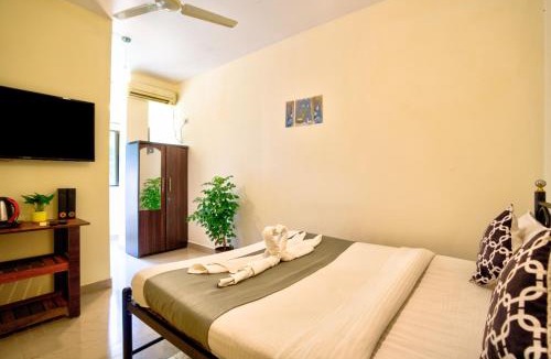 Candolim Hotel | The Coral Reef