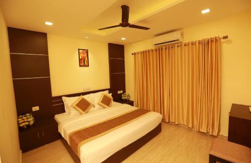 Kalamassery Hotel | The Crescent Suites