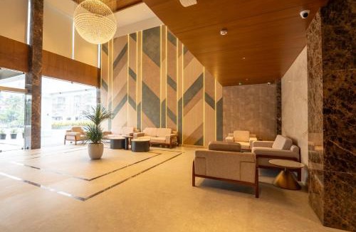Changanacherry Hotel | The Crystal Palace