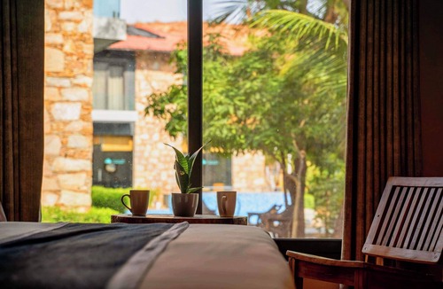 Udaipur Hotel | The Divine Hills Resort | Suites with Private Pool | Near IIM Udaipur
