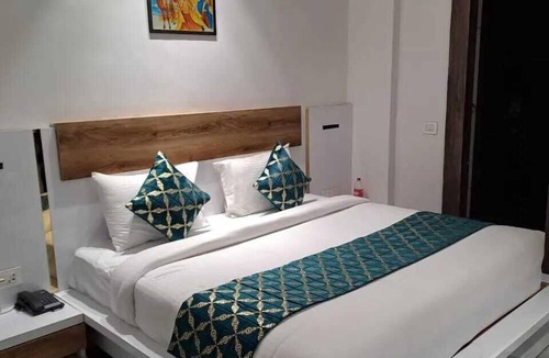 Panipat Hotel | The Divine