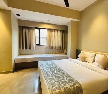 Kamathipura Hotel | The Falcon Inn - Mumbai Central