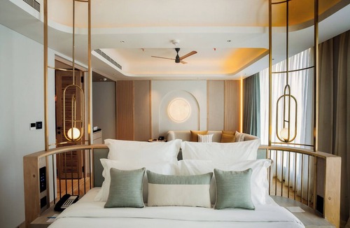 Sanand Hotel | The Forum Hotel and Convention