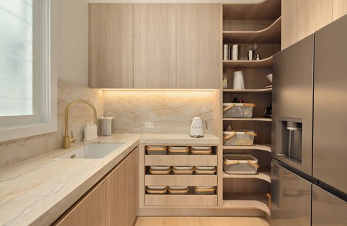 Freshwater House | The Freshie House - Gorgeous Coastal Lux