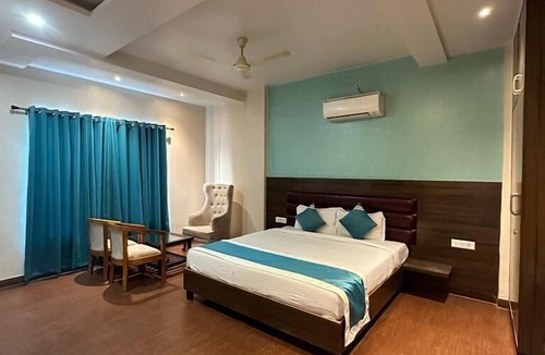 Gomti Nagar Hotel | The Gayatri Palace