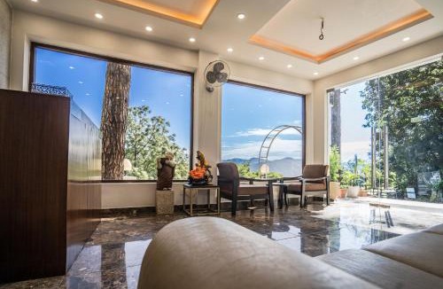 Smanora Range Hotel | The Golden Sunrise Hotel