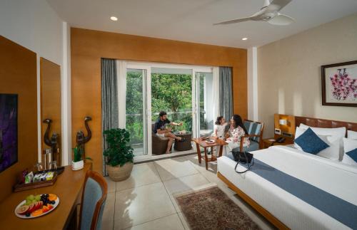 Devikolam Resort | The Grand Cliff Resort Munnar