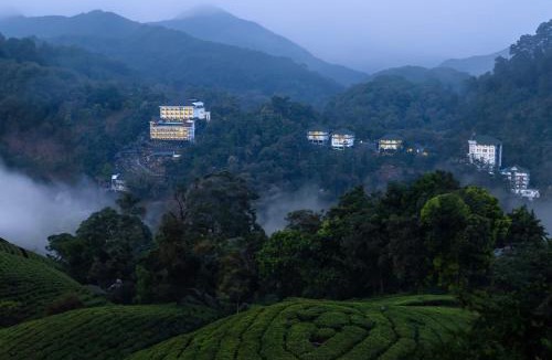 Devikolam Resort | The Grand Cliff Resort Munnar