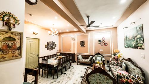 Agra House | The Gulmohar Villa