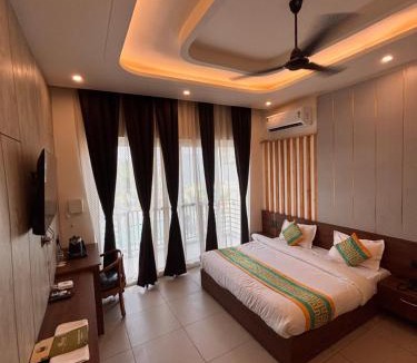 Bail Parao Hotel | The Heartwood Farms Corbett In