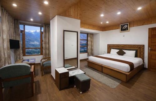 Simsa Village Hotel | The Himalayan Nomad Manali - 2 bedrooms mountain view independent villas with personal lawn
