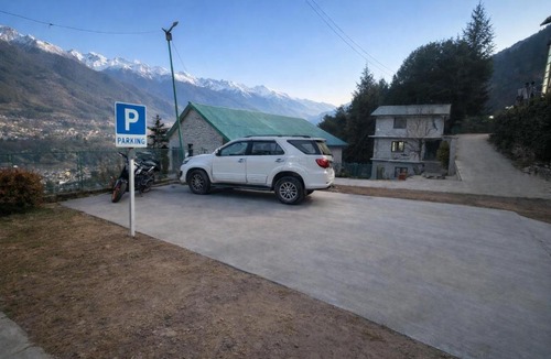 Simsa Village Hotel | The Himalayan Nomad Manali - 2 bedrooms mountain view independent villas with personal lawn