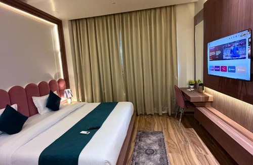 Kanpur Hotel | The Infinity Hotel