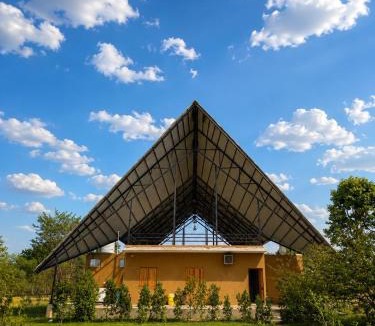 Damoy Cabin | The Lazymojo