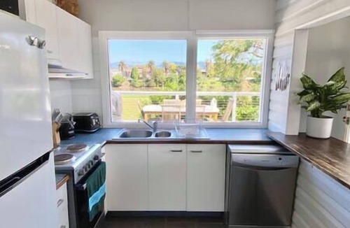 South Murwillumbah House | The Little River Cottage - Riverfront Retreat
