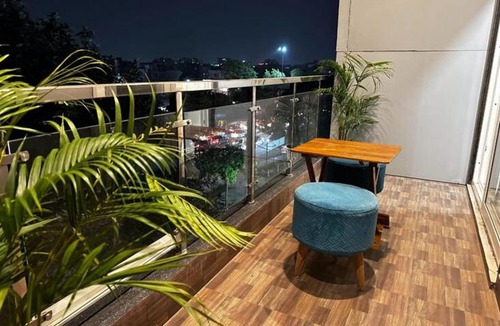Sector 51 Apartment | The Lodgers Studio Sector 51