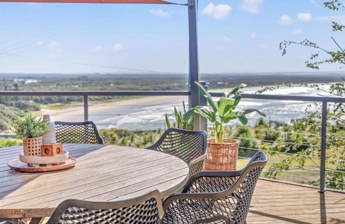 South Evans Head House | The Lookout - 105 Ocean Drive