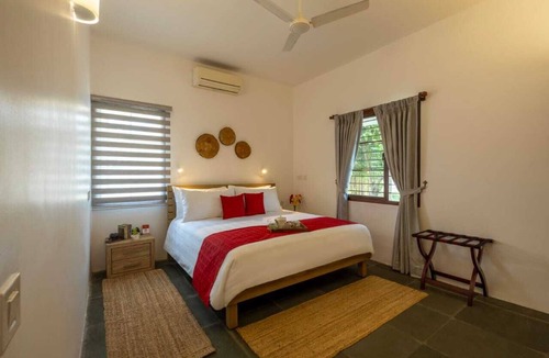 Vypin Bed & Breakfast | The Marakassery Anchorage A Luxury Villa with a pool in Vypin, Kochi