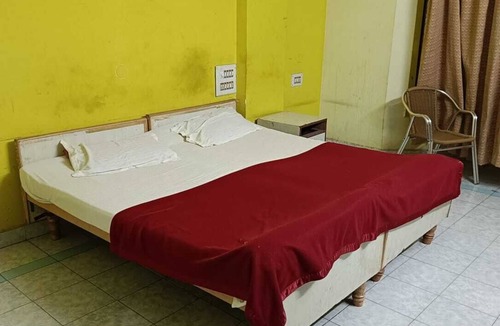 Kamalapur Hotel | The Nakshtra Lodge