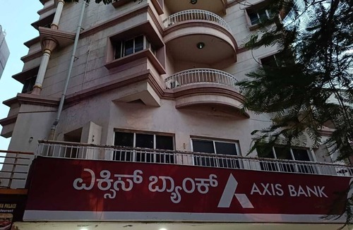 Kamalapur Hotel | The Nakshtra Lodge