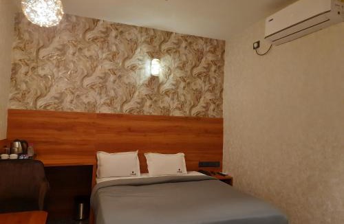 Jabalpur Hotel | The Namah Hotel