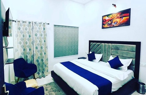 Haldwani Hotel | The Nines Hotel & Restro
