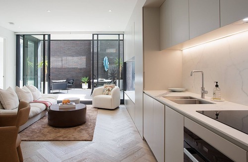 Kings Cross Apartment | The Noir, Potts Point I90