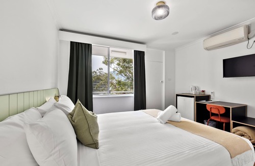 Wollongong CBD Hotel | The Palms Motel (Formerly Flinders Motel)