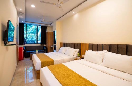 Andheri West Hotel | The Platinum