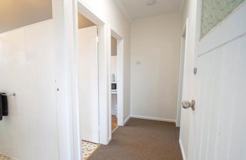 Cudal Hotel | The Platypus Accommodation & Cafe
