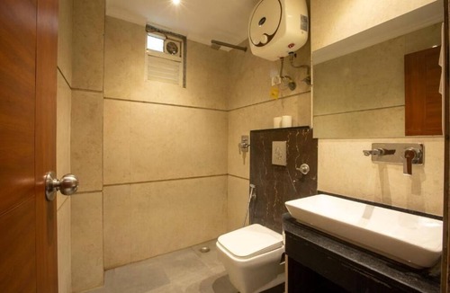 South West Resort | The Plaza Arch Premium - Del IGI Airport