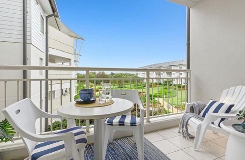 Kingscliff Apartment | The Pool Resort Kingscliff - Studio with Garden View (5203) - Holiday Management Co.