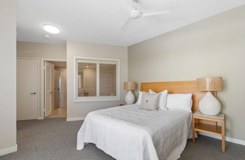 Kingscliff Apartment | The Pool Resort Kingscliff - 2B Dual Key 1201-02 - Holiday Management