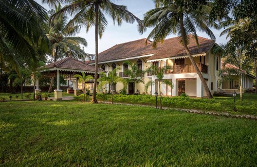 Velsao Hotel | The Postcard Cuelim, Goa