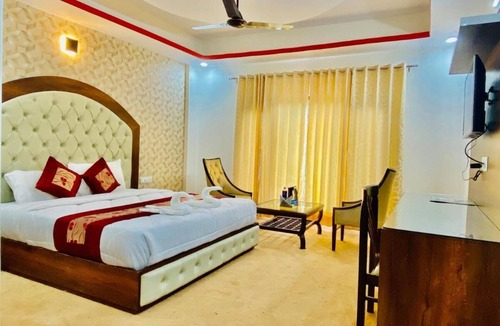 Shilon Bagh Hotel | The radiance Premium Hotel- chail kufri