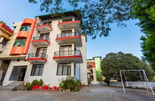 Bhowali Hotel | The Raikwals, Near Kainchi Dham