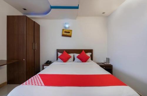 Marathahalli Hotel | The Red Velvet