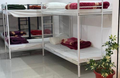 Shri Madhopur Hostel | The rest point dormitory