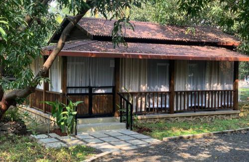 Karjat Villa | The Rising Sun Farm Karjat - Luxury Stays - Couple Friendly