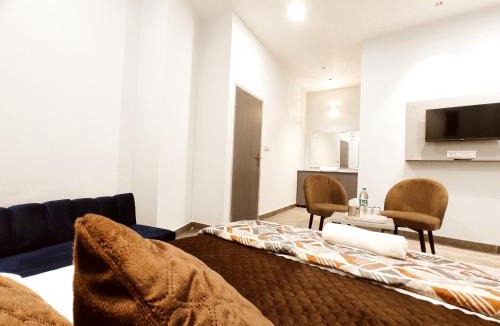 Ludhiana Hotel | THE RITZ HOTEL - Your Smart And Budget Stay