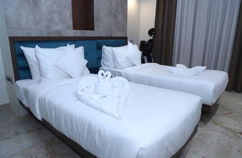 Gwalior Hotel | The Royal Class Hotel