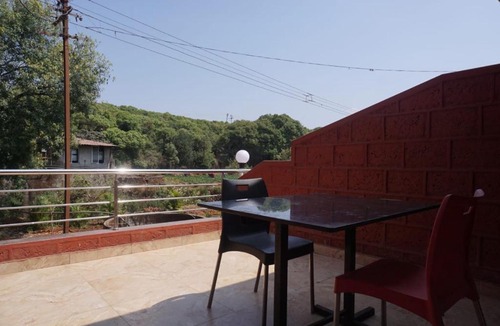 Mahabaleshwar Hotel | The Royal Crest Inn