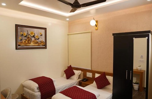 Haldwani Hotel | The Royal Hotel