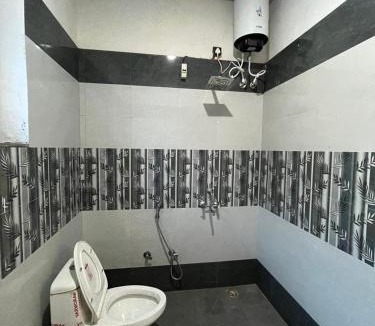 Saharanpur Hotel | The Royal Resort
