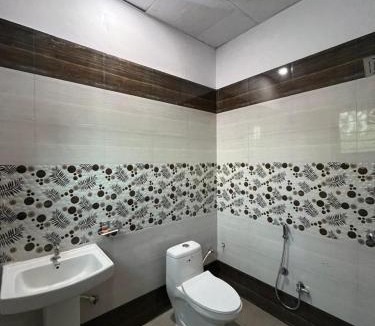 Saharanpur Hostel | The Royal Resort