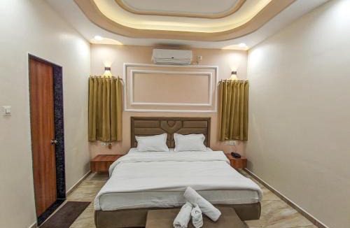 Bhuj Resort | The Royal Rivera Resort