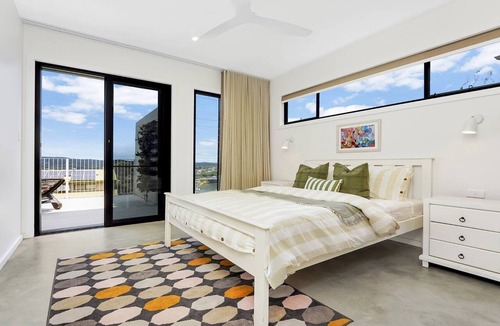 Copacabana House | The SaltHaus | Pool, Views | Accom Holidays